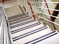 Antideslizantes para escaleras - Escaleras de marmol, granito, terrazo, gres .... 